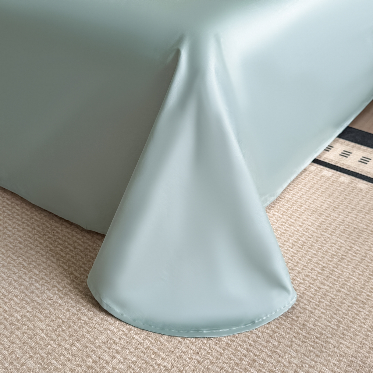 91家纺网 家纺一手货源 找家纺 置顶家纺 2026新款亲肤刺绣四件套-薇朵 薇朵-白+蓝