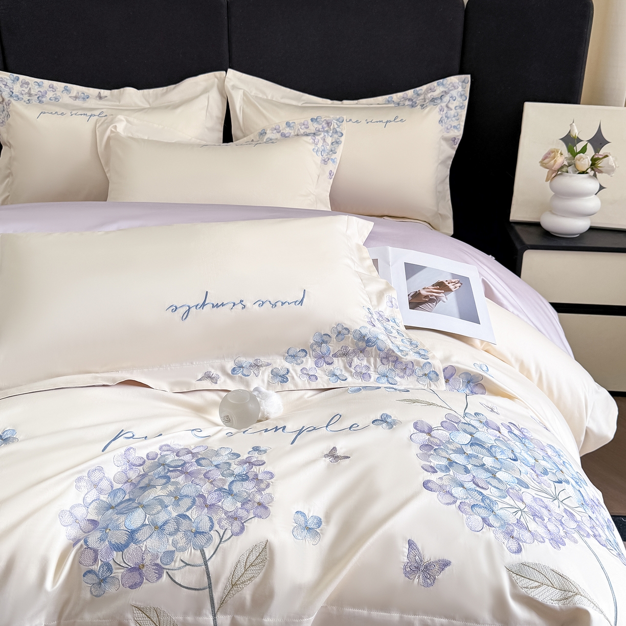 91家纺网 家纺一手货源 找家纺 置顶家纺 2026新款亲肤刺绣四件套-薇朵 薇朵-白+香芋紫