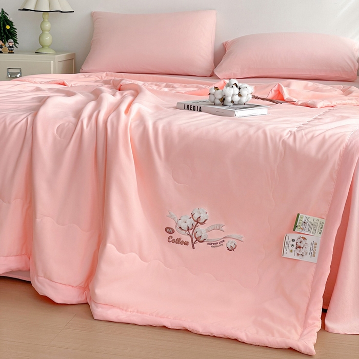 91家纺网 家纺一手货源 找家纺 易展家居 2026新款水洗棉新疆棉花夏被-棉花棉花+熊猫款 棉花-粉色