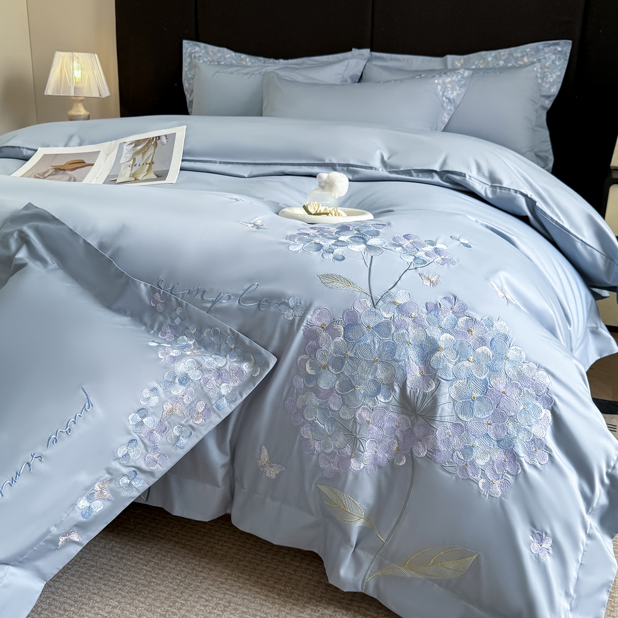 91家纺网 家纺一手货源 找家纺 置顶家纺 2026新款亲肤刺绣四件套-薇朵 薇朵-天空蓝