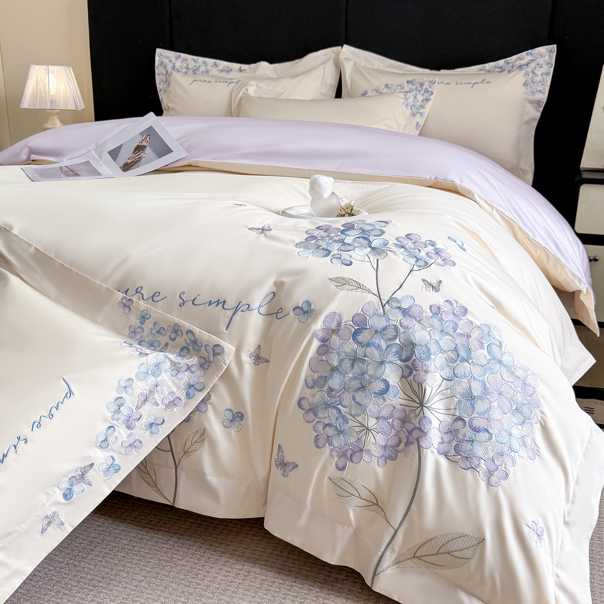 91家纺网 家纺一手货源 找家纺 置顶家纺 2026新款亲肤刺绣四件套-薇朵 薇朵-白+香芋紫