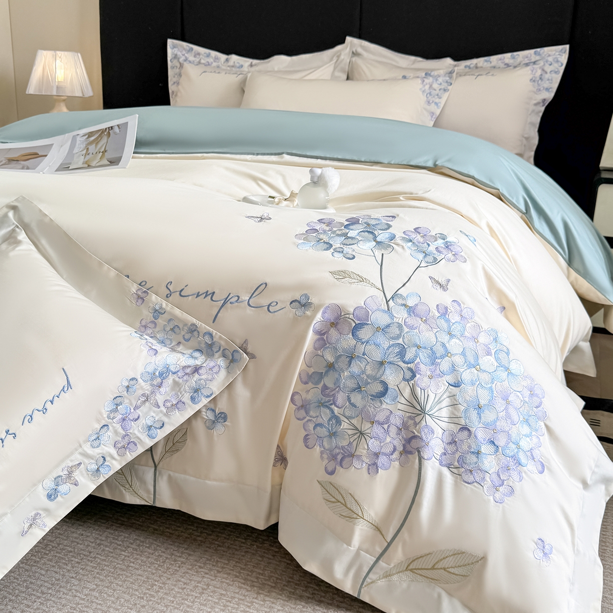 91家纺网 家纺一手货源 找家纺 置顶家纺 2026新款亲肤刺绣四件套-薇朵 薇朵-白+蓝