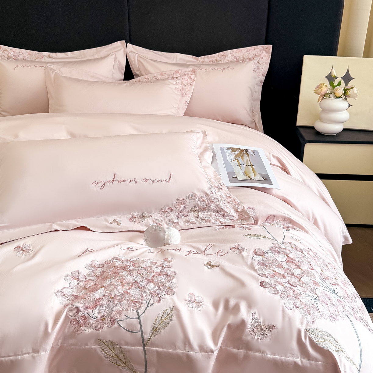 91家纺网 家纺一手货源 找家纺 置顶家纺 2026新款亲肤刺绣四件套-薇朵 薇朵-粉色