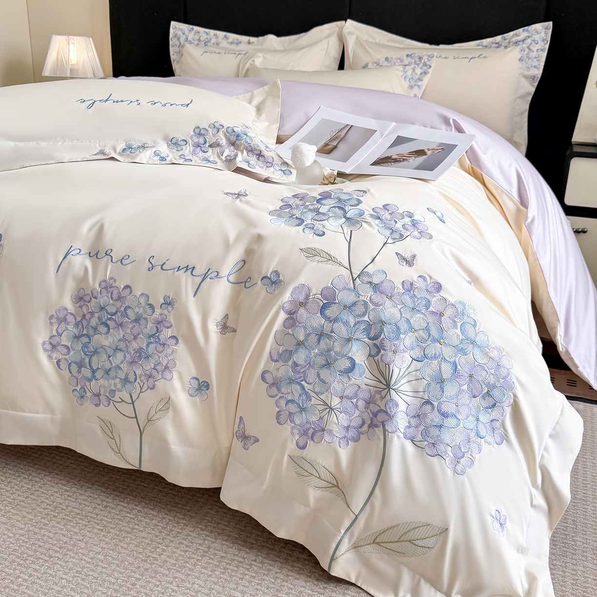 91家纺网 家纺一手货源 找家纺 置顶家纺 2026新款亲肤刺绣四件套-薇朵 薇朵-白+香芋紫