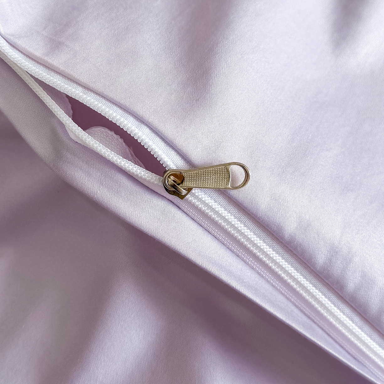 91家纺网 家纺一手货源 找家纺 置顶家纺 2026新款亲肤刺绣四件套-薇朵 薇朵-香芋紫