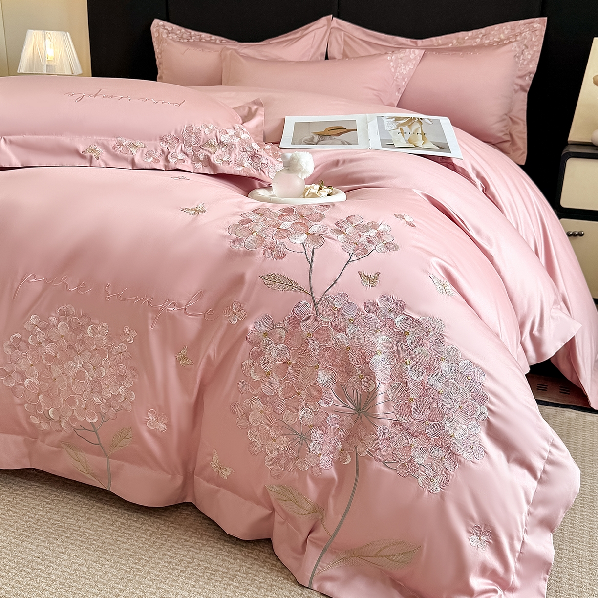 91家纺网 家纺一手货源 找家纺 置顶家纺 2026新款亲肤刺绣四件套-薇朵 薇朵-浅豆沙