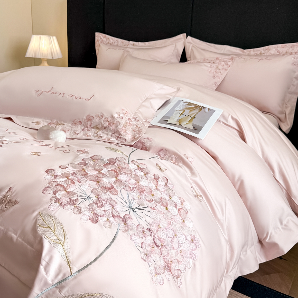 91家纺网 家纺一手货源 找家纺 置顶家纺 2026新款亲肤刺绣四件套-薇朵 薇朵-粉色