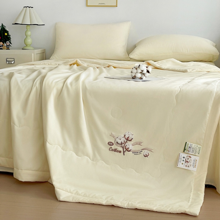 91家纺网 家纺一手货源 找家纺 易展家居 2026新款水洗棉新疆棉花夏被-棉花棉花+熊猫款 棉花-浅黄