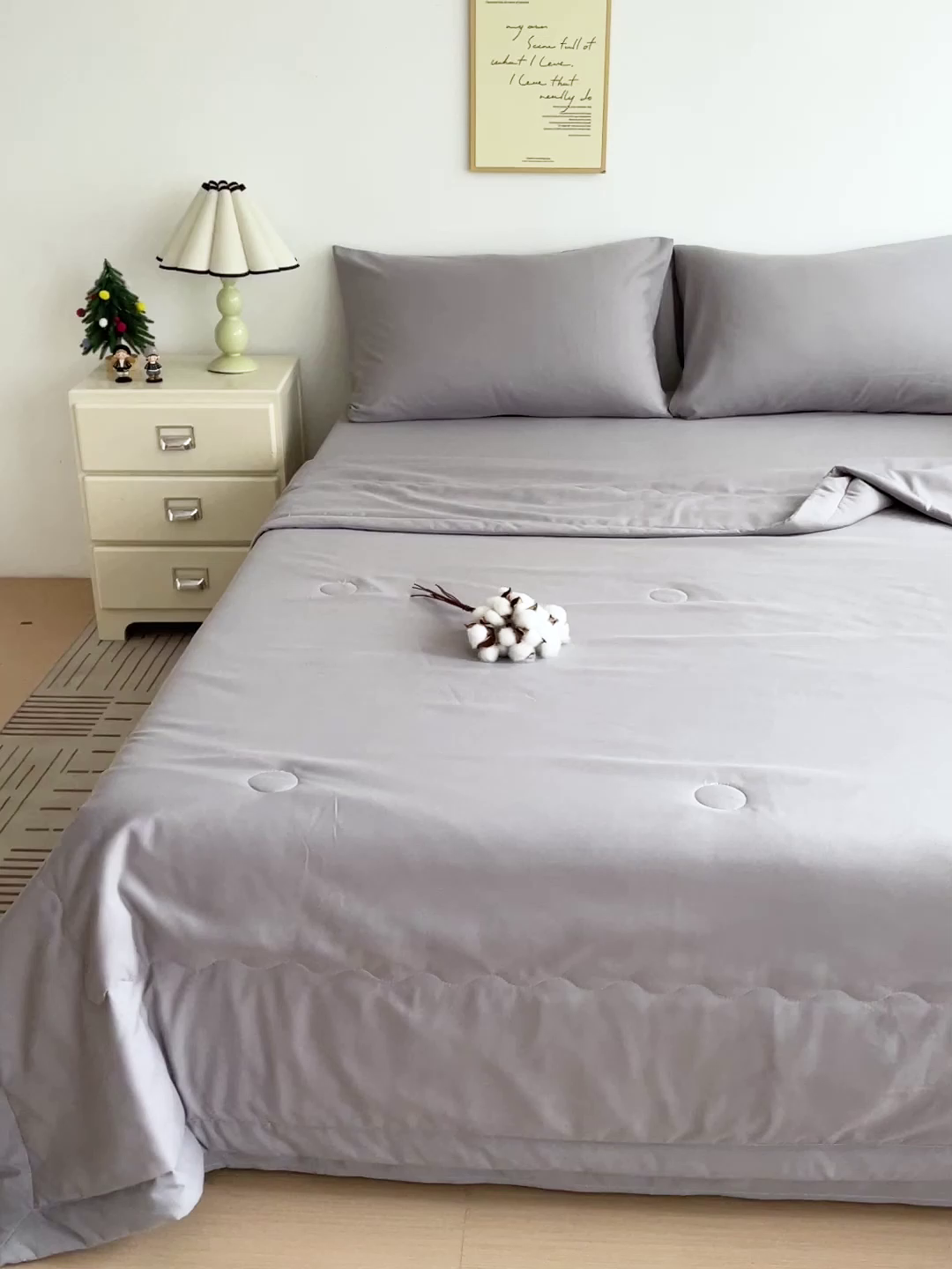 91家纺网 家纺一手货源 找家纺 易展家居 2026新款水洗棉新疆棉花夏被-棉花棉花+熊猫款 棉花-灰色