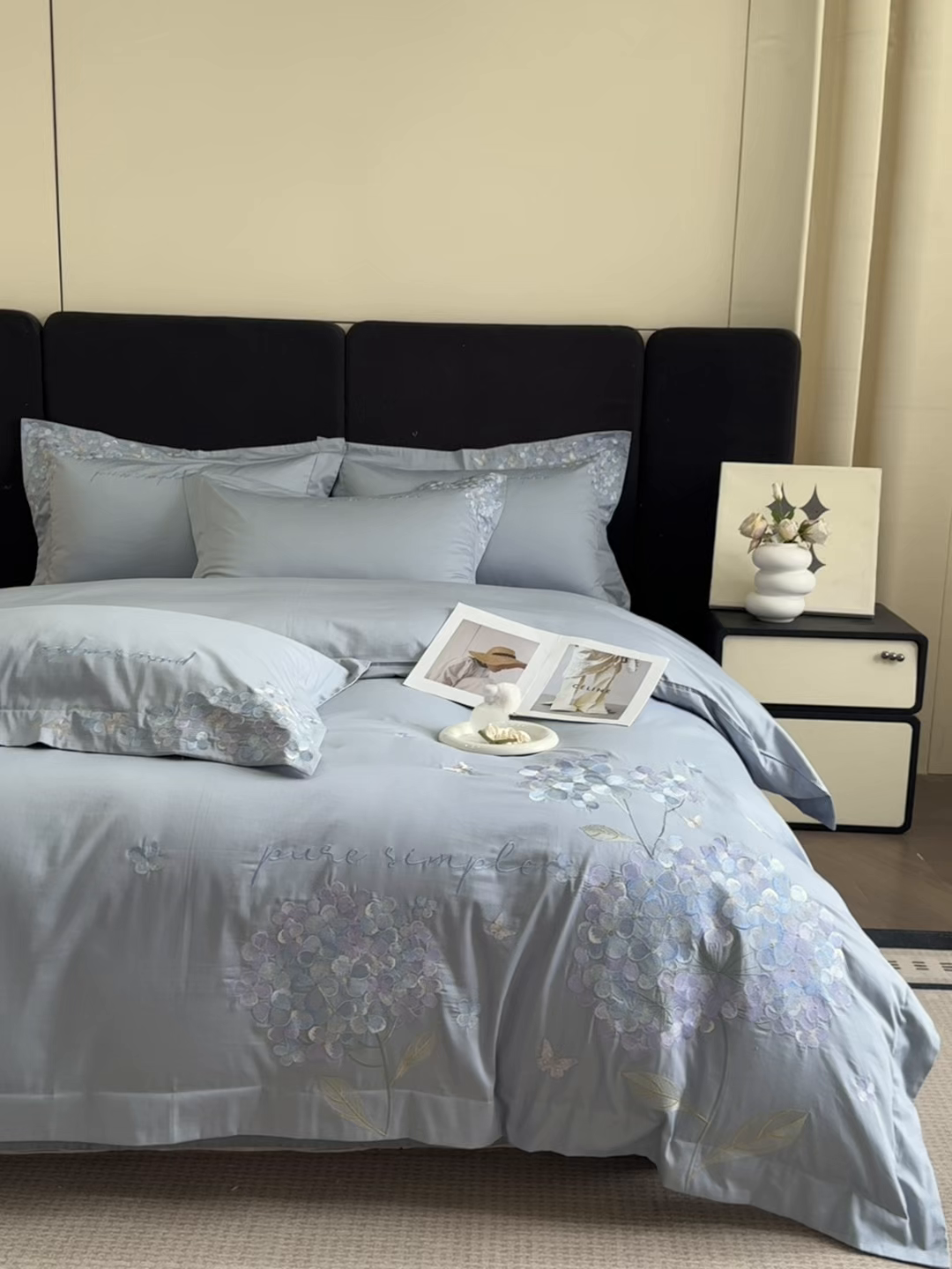 91家纺网 家纺一手货源 找家纺 置顶家纺 2026新款亲肤刺绣四件套-薇朵 薇朵-天空蓝