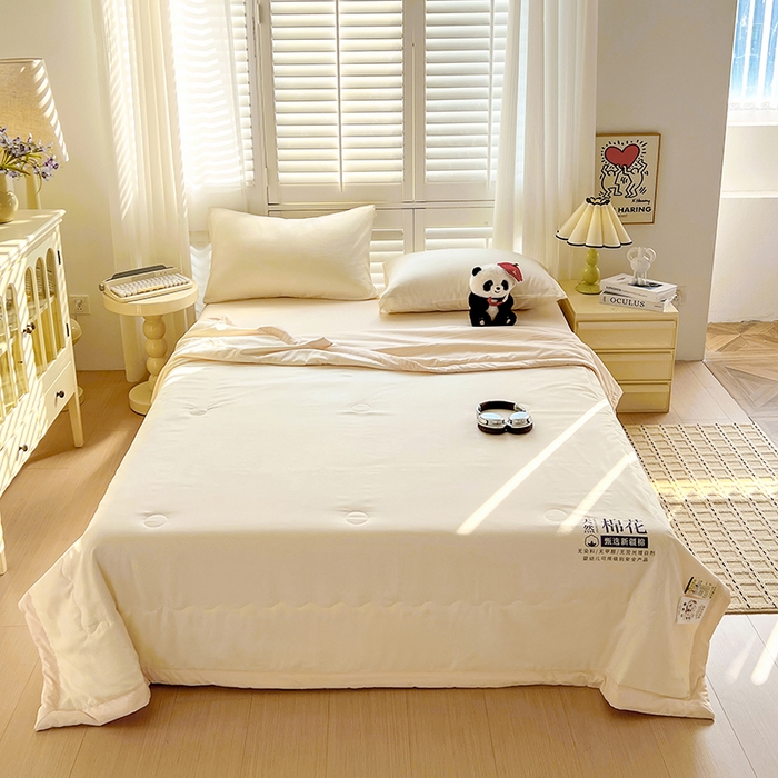 91家纺网 家纺一手货源 找家纺 易展家居 2026新款水洗棉新疆棉花夏被-棉花棉花+熊猫款 棉花·白拼卡其