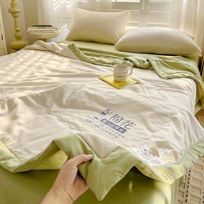 91家纺网 家纺一手货源 找家纺 易展家居 2026新款水洗棉新疆棉花夏被-棉花棉花+熊猫款 棉花·白拼绿