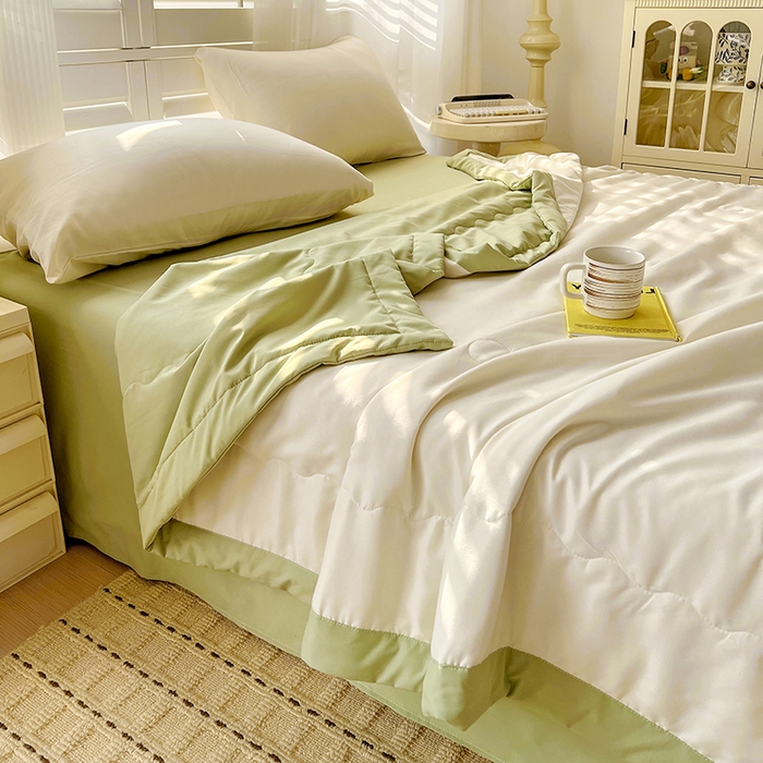 91家纺网 家纺一手货源 找家纺 易展家居 2026新款水洗棉新疆棉花夏被-棉花棉花+熊猫款 棉花·白拼绿