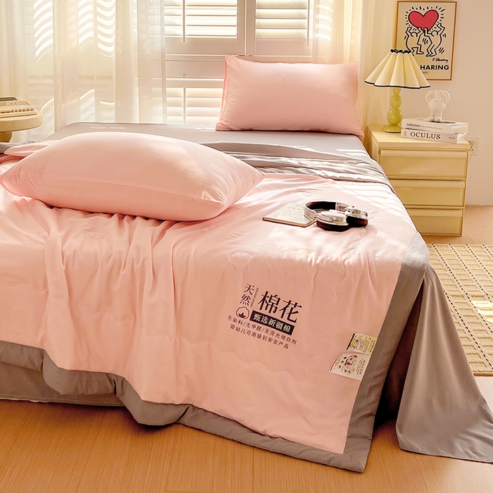 91家纺网 家纺一手货源 找家纺 易展家居 2026新款水洗棉新疆棉花夏被-棉花棉花+熊猫款 棉花·粉拼灰