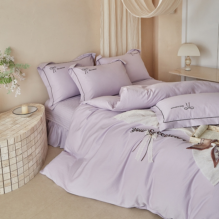 91家纺网 家纺一手货源 找家纺 孑寐家纺 2026新款索菲亚系列云柔棉床盖四件套 索菲亚-优雅紫