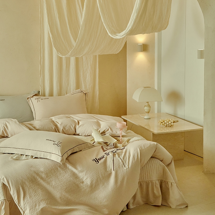 91家纺网 家纺一手货源 找家纺 孑寐家纺 2026新款索菲亚系列云柔棉床盖四件套 索薇娅-卡其