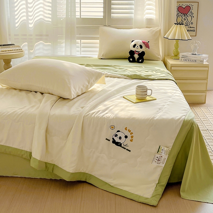 91家纺网 家纺一手货源 找家纺 易展家居 2026新款水洗棉新疆棉花夏被-棉花棉花+熊猫款 能猫-白拼绿