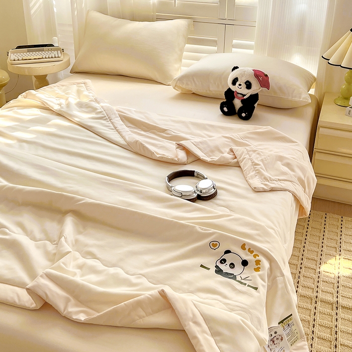 91家纺网 家纺一手货源 找家纺 易展家居 2026新款水洗棉新疆棉花夏被-棉花棉花+熊猫款 熊猫·白拼卡其