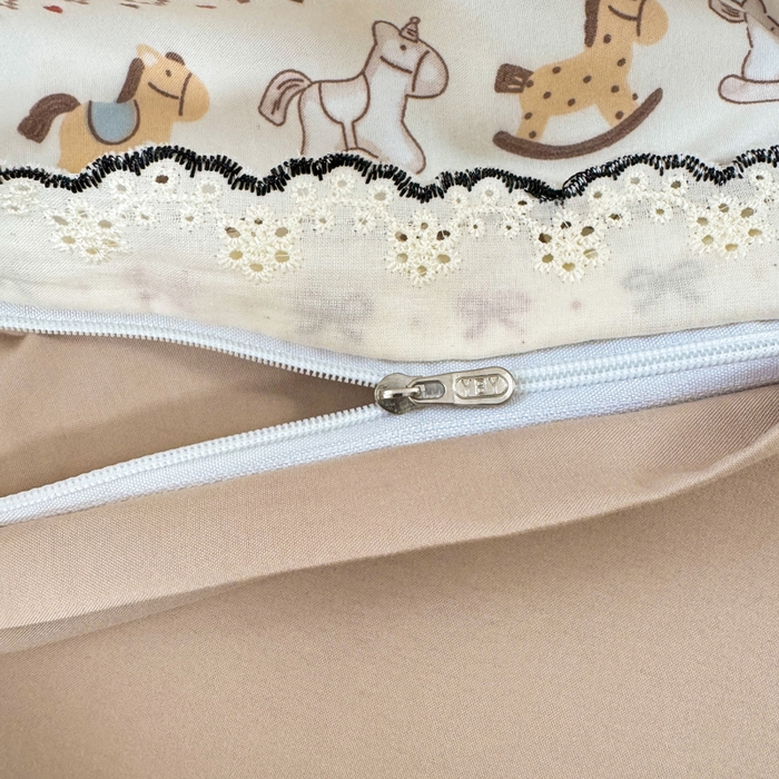 91家纺网 家纺一手货源 找家纺 睡美美家纺 2026新款A类古法水洗棉法式花边四件套 乐町小马