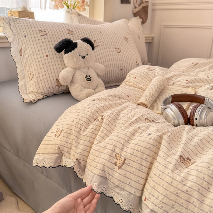 91家纺网 家纺一手货源 找家纺 睡美美家纺 2026新款A类古法水洗棉法式花边四件套 木马乐园