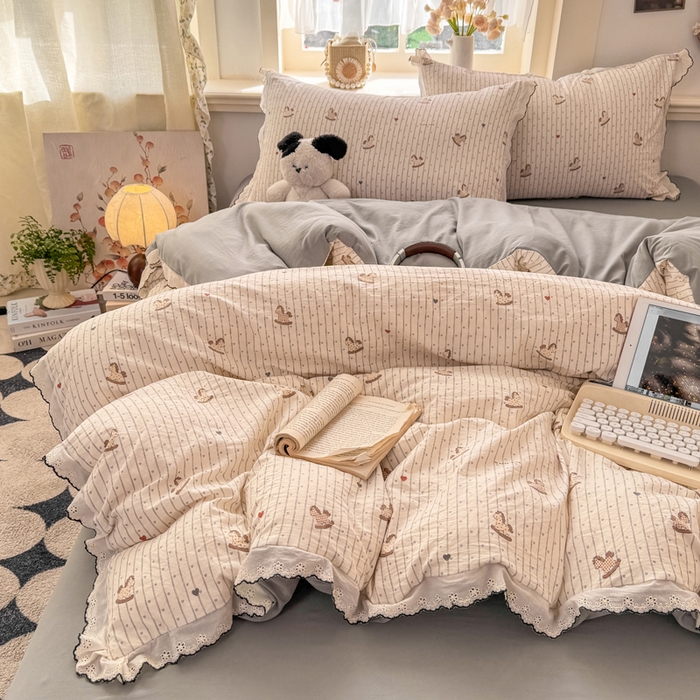 91家纺网 家纺一手货源 找家纺 睡美美家纺 2026新款A类古法水洗棉法式花边四件套 木马乐园