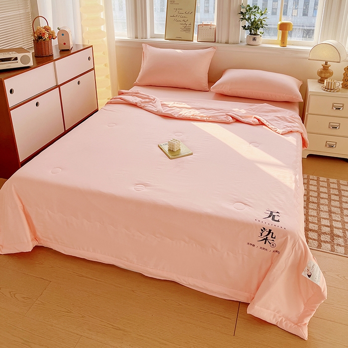 91家纺网 家纺一手货源 找家纺 易展家居 2026新款水洗棉大豆纤维夏被 无染-奶昔粉