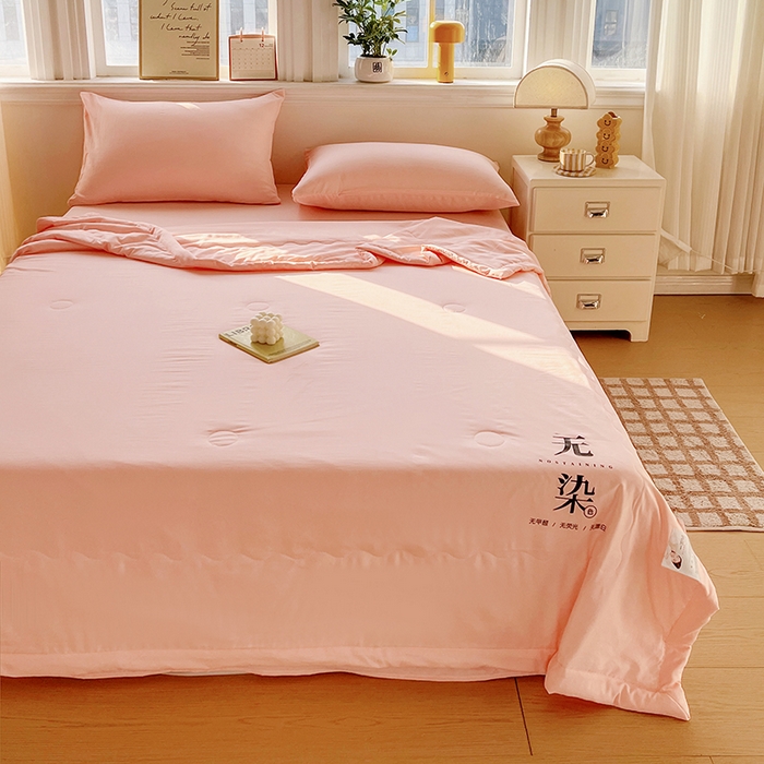 91家纺网 家纺一手货源 找家纺 易展家居 2026新款水洗棉大豆纤维夏被 无染-奶昔粉