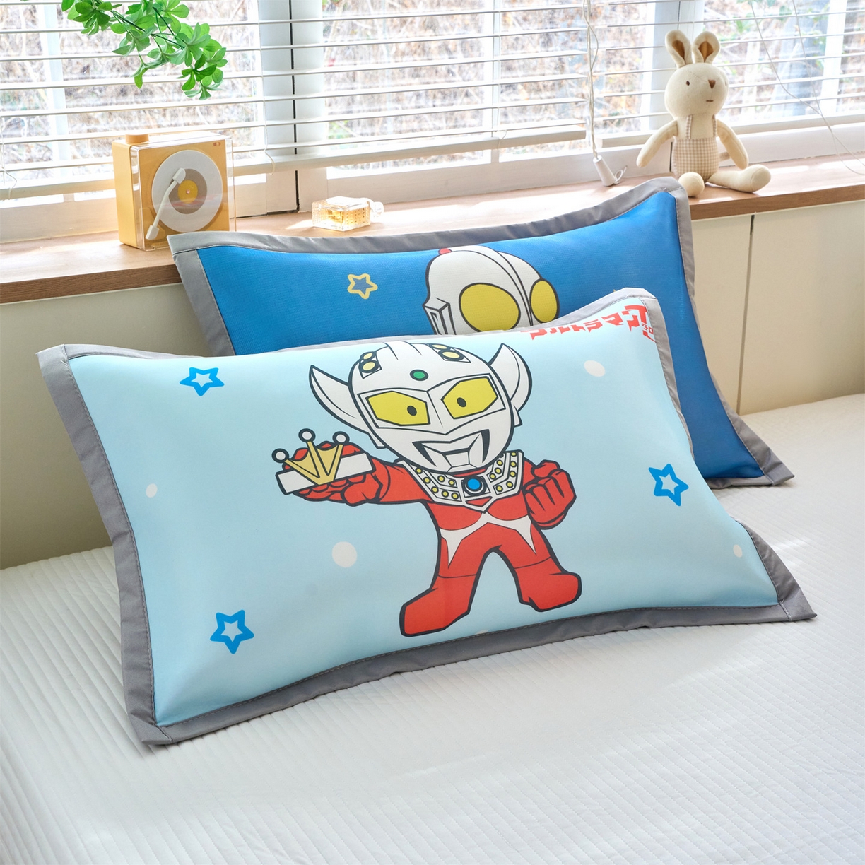 91家纺网 家纺一手货源 找家纺 兄弟坊 2026新款正版授权卡通儿童冰丝枕套枕头枕芯午睡枕卡通枕套 冠军奥特