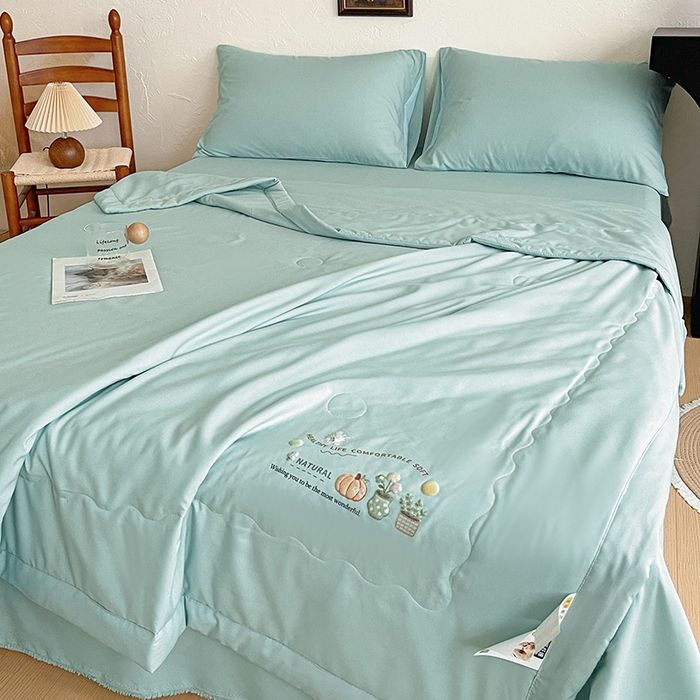 91家纺网 家纺一手货源 找家纺 易展家居 2026新款水洗棉大豆纤维夏被 田园生活-青色