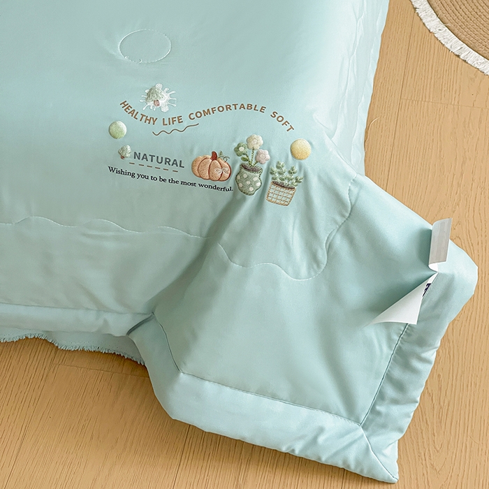 91家纺网 家纺一手货源 找家纺 易展家居 2026新款水洗棉大豆纤维夏被 田园生活-青色