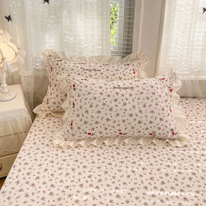 91家纺网 家纺一手货源 找家纺 圣比熊 2026新款A类云朵棉亲肤四季款刺绣床笠席梦思床罩全包床单三件套 欣欣花语-紫（刺绣款）