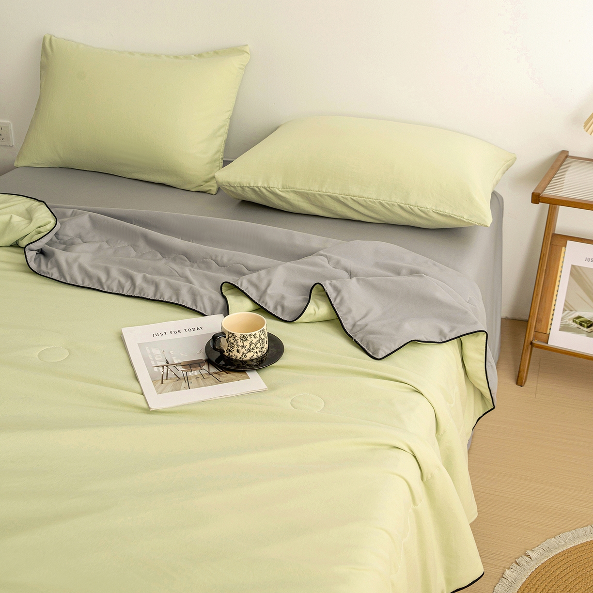 91家纺网 家纺一手货源 找家纺 易展家居 2026新款水洗棉新疆棉花夏被-嵌绳款 嵌绳-薄荷绿+浅灰