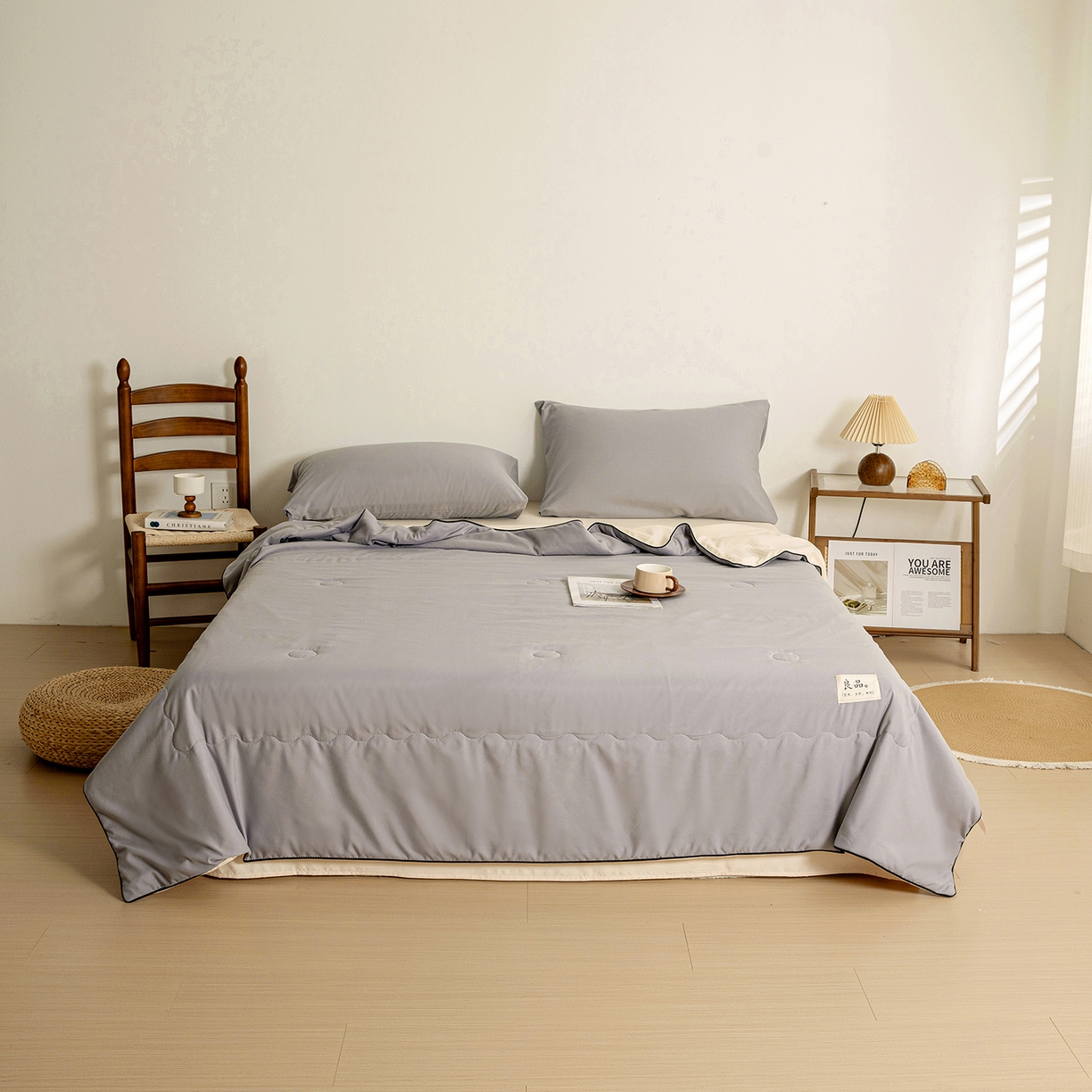 91家纺网 家纺一手货源 找家纺 易展家居 2026新款水洗棉新疆棉花夏被-嵌绳款 嵌绳-浅灰