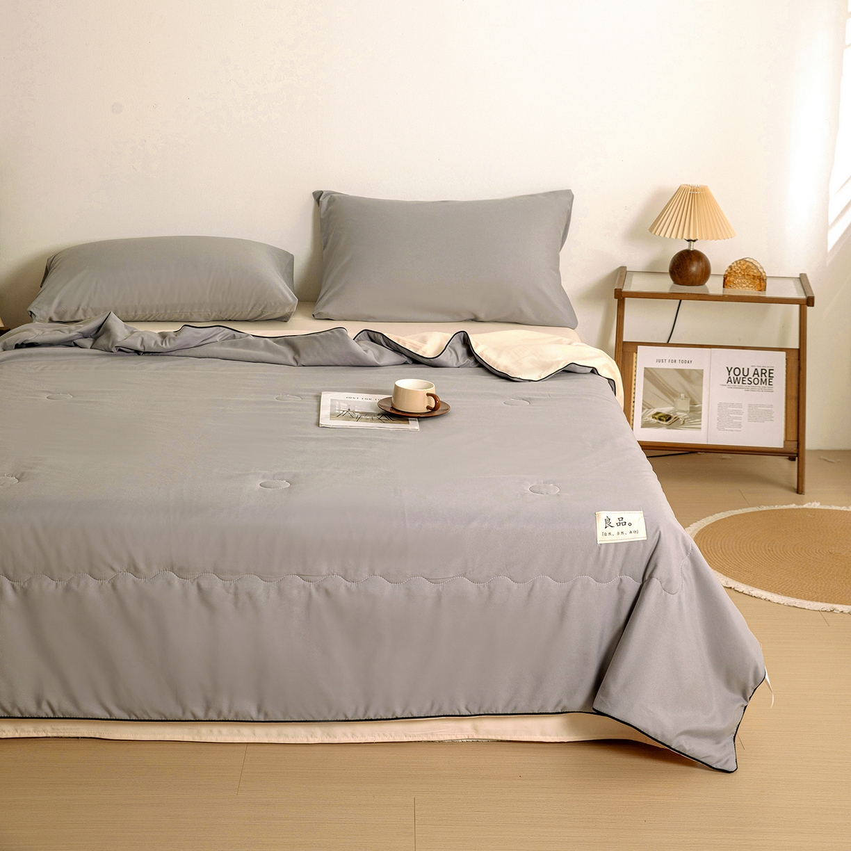 91家纺网 家纺一手货源 找家纺 易展家居 2026新款水洗棉新疆棉花夏被-嵌绳款 嵌绳-浅灰