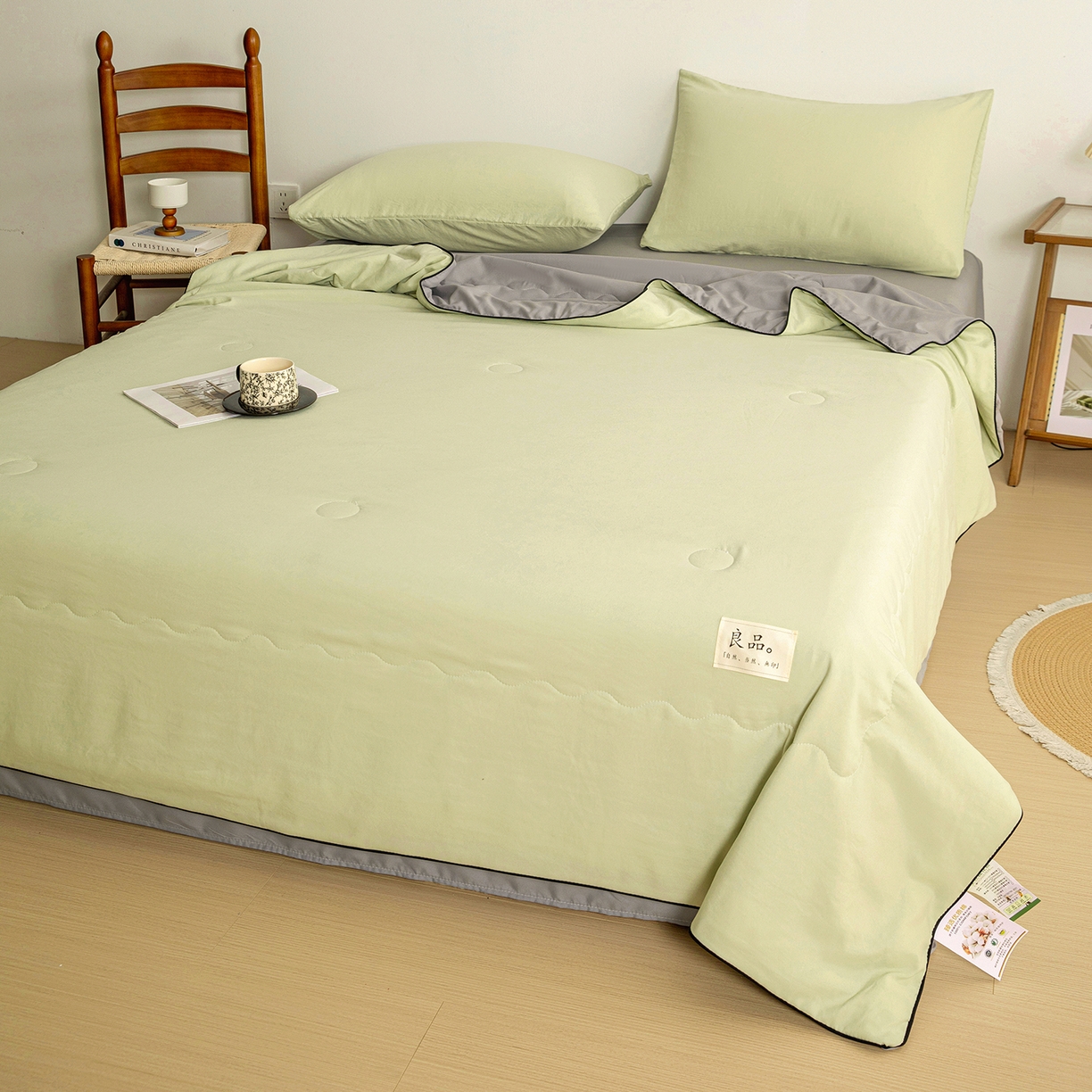 91家纺网 家纺一手货源 找家纺 易展家居 2026新款水洗棉新疆棉花夏被-嵌绳款 嵌绳-薄荷绿+浅灰