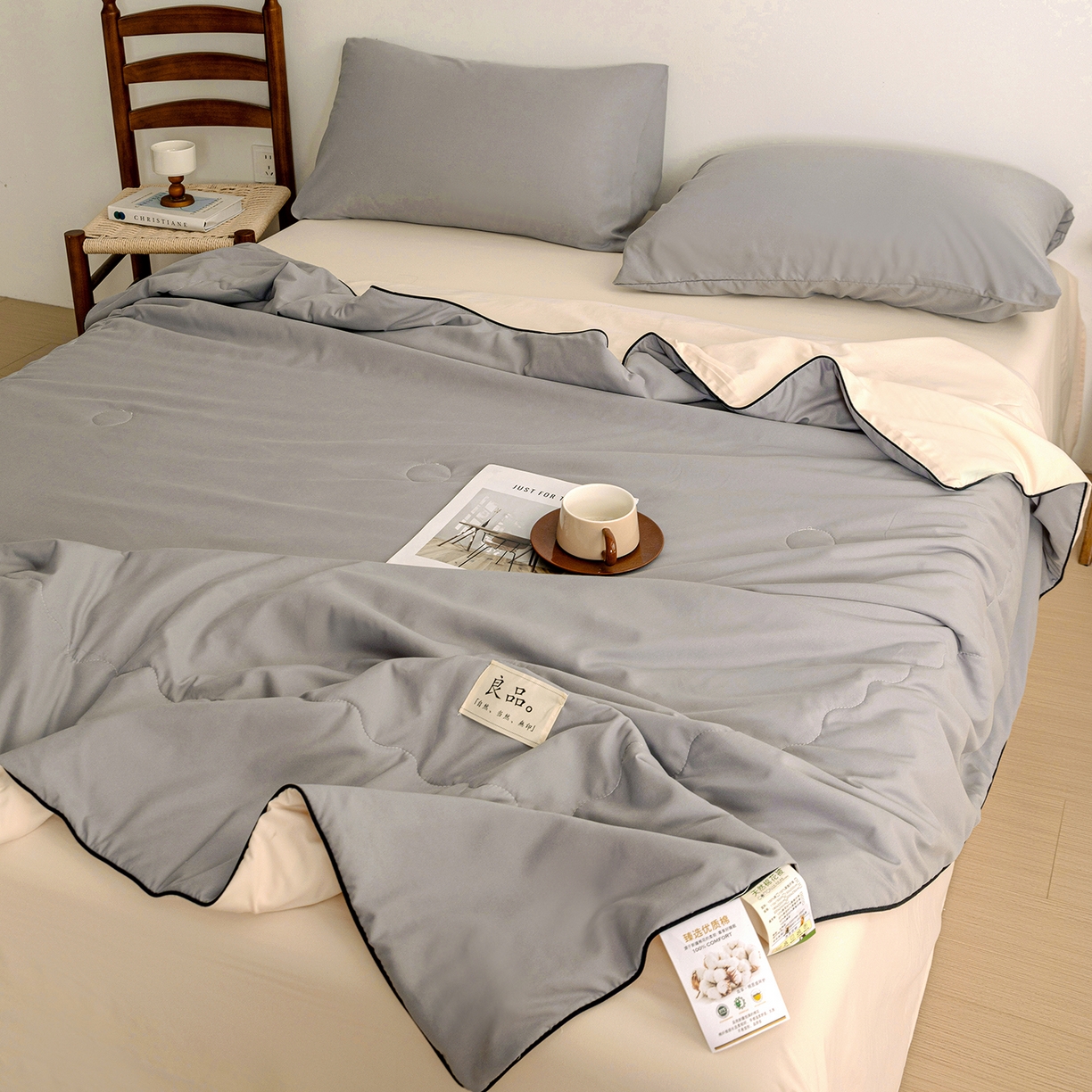 91家纺网 家纺一手货源 找家纺 易展家居 2026新款水洗棉新疆棉花夏被-嵌绳款 嵌绳-浅灰