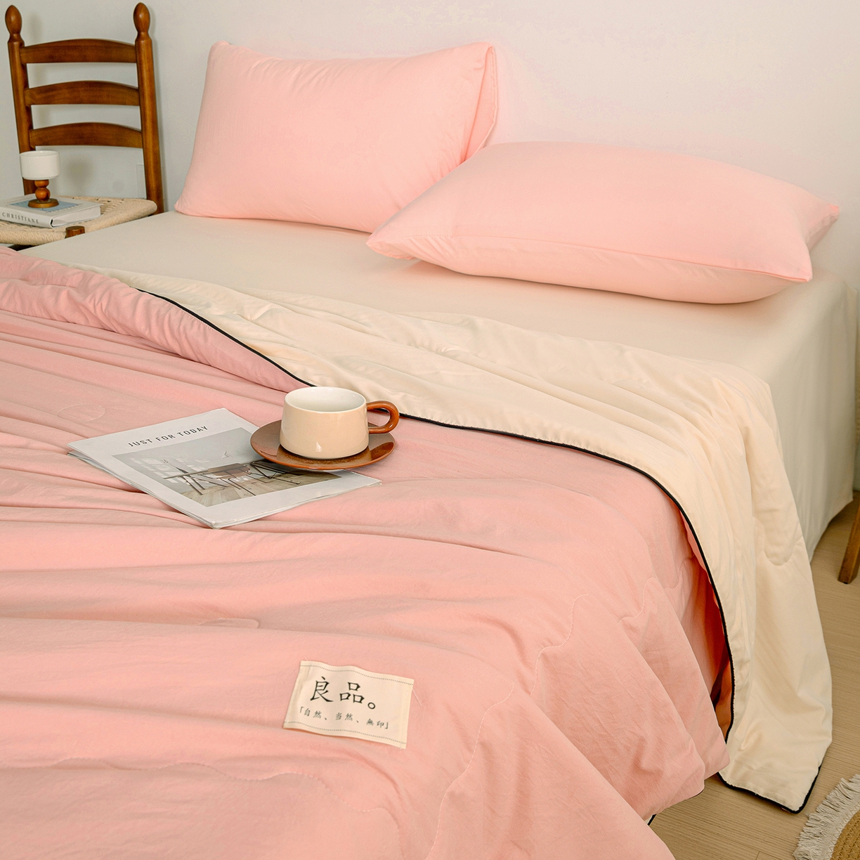 91家纺网 家纺一手货源 找家纺 易展家居 2026新款水洗棉新疆棉花夏被-嵌绳款 嵌绳-浅粉