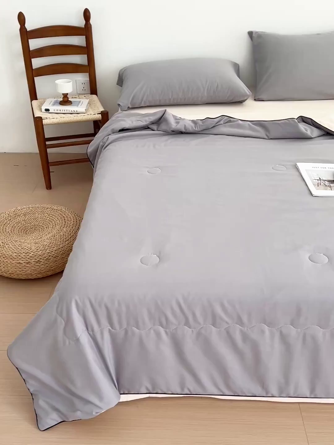 91家纺网 家纺一手货源 找家纺 易展家居 2026新款水洗棉新疆棉花夏被-嵌绳款 嵌绳-浅灰