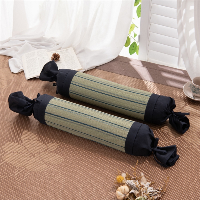 91家纺网 家纺一手货源 找家纺 （总）仁宇枕业 2026新款新品 天然蔺草凉席糖果枕头荞麦护颈椎圆形枕头枕芯