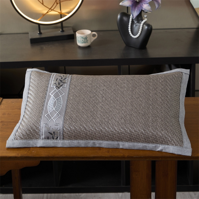 91家纺网 家纺一手货源 找家纺 （总）仁宇枕业 2026新款新品 夏季冰凉清凉藤席凉席花草荞麦枕头枕芯