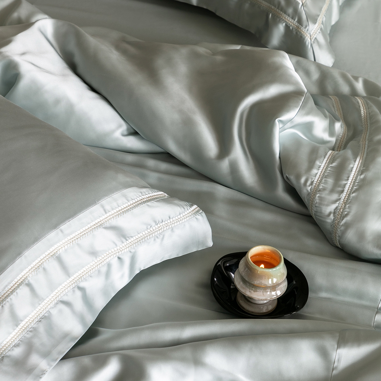 91家纺网 家纺一手货源 找家纺 初拾 2026新款高精密简奢绣花四件套-仙度瑞拉 仙度瑞拉-海边蓝