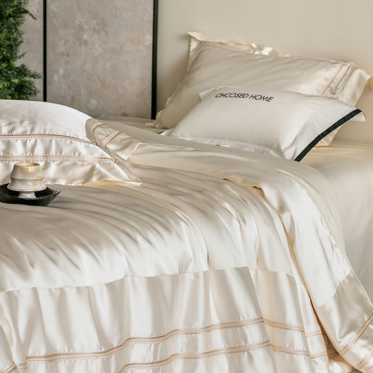 91家纺网 家纺一手货源 找家纺 初拾 2026新款高精密简奢绣花四件套-仙度瑞拉 仙度瑞拉-奶油香槟