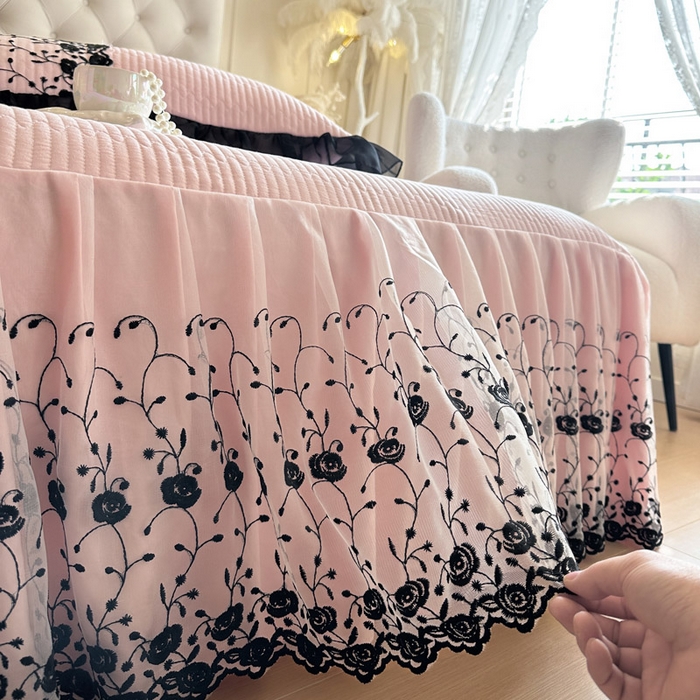 91家纺网 家纺一手货源 找家纺 瑞宝 2026新款泡芙棉花边床裙四件套-南法玫瑰 南法玫瑰-樱花粉