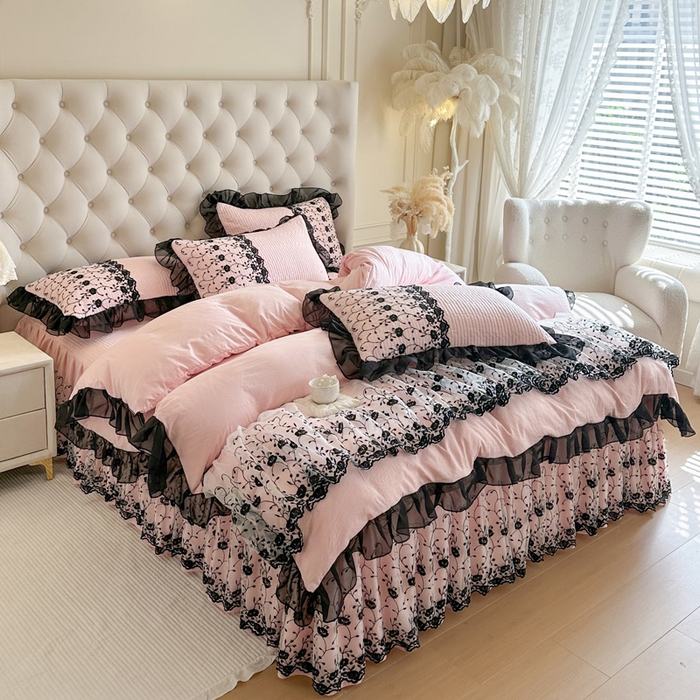 91家纺网 家纺一手货源 找家纺 瑞宝 2026新款泡芙棉花边床裙四件套-南法玫瑰 南法玫瑰-樱花粉