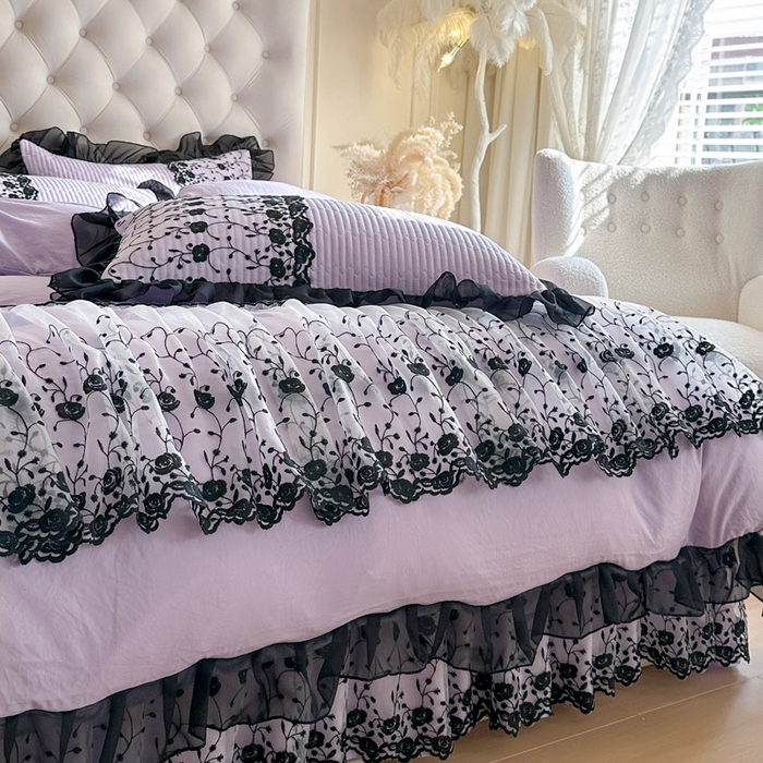 91家纺网 家纺一手货源 找家纺 瑞宝 2026新款泡芙棉花边床裙三件套-南法玫瑰 南法玫瑰-梦幻紫