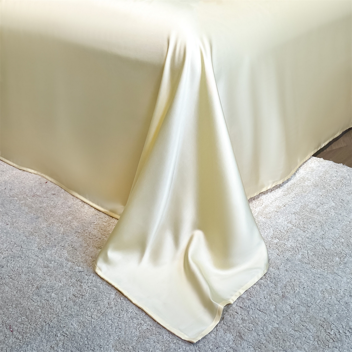 91家纺网 家纺一手货源 找家纺 笙意家纺 2026新款小马元素刺绣夏被-以梦为马系列 以梦为马-果绿+奶黄黄