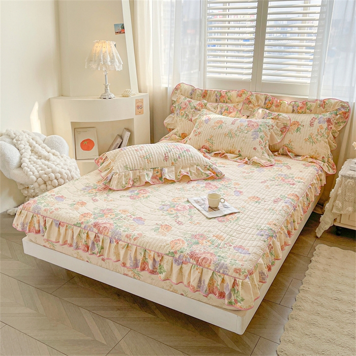 91家纺网 家纺一手货源 找家纺 宜凡家纺 2026新款全棉印花夹棉床笠三件套 春色入梦