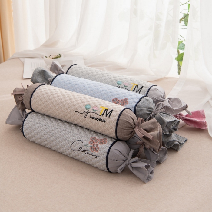 91家纺网 家纺一手货源 找家纺 （总）仁宇枕业 2026新款新品 夏季凉豆豆圆形花草高粱壳糖果枕头颈椎枕腰枕芯