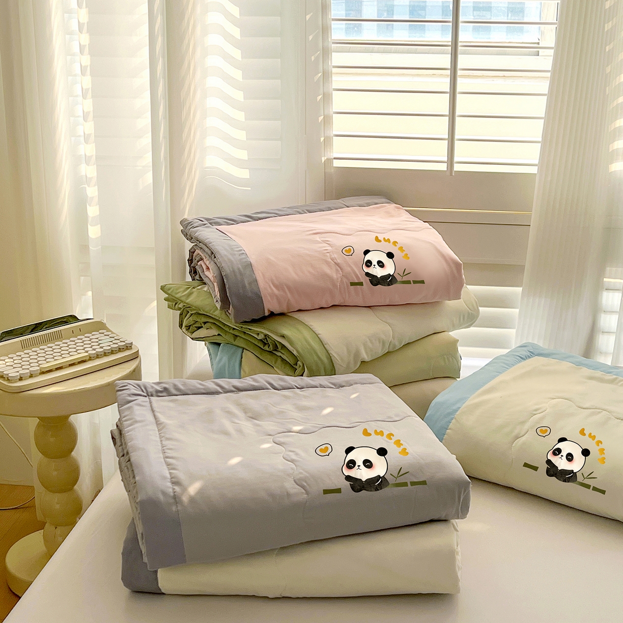 91家纺网 家纺一手货源 找家纺 易展家居 2026新款水洗棉新疆棉花夏被-熊猫 组合图