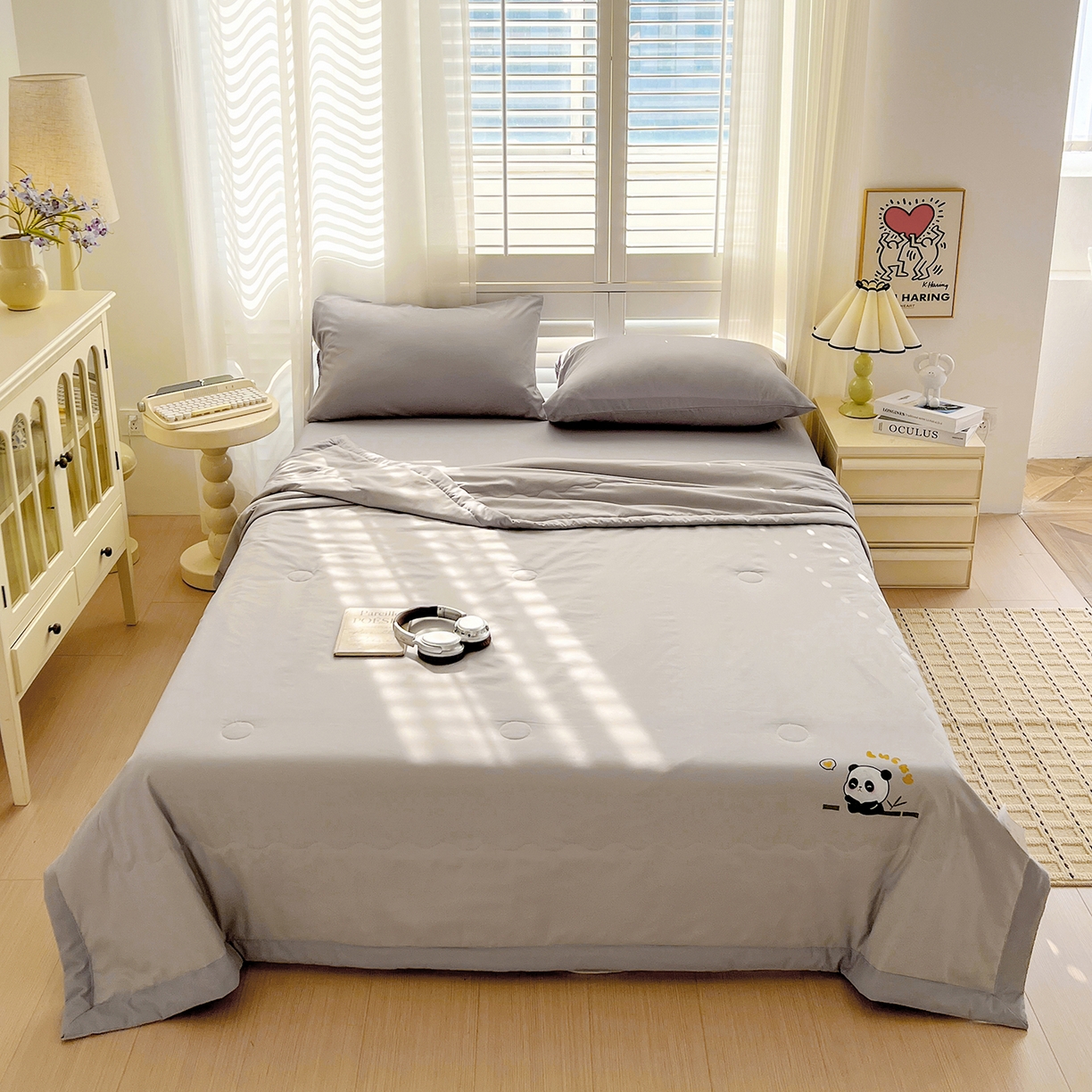 91家纺网 家纺一手货源 找家纺 易展家居 2026新款水洗棉新疆棉花夏被-熊猫 能猫-浅灰